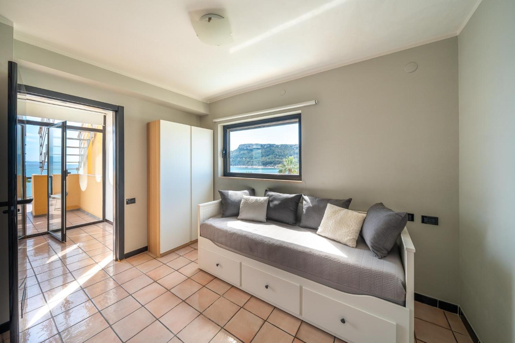 Attico Sul Poetto Apartman Cagliari Kültér fotó